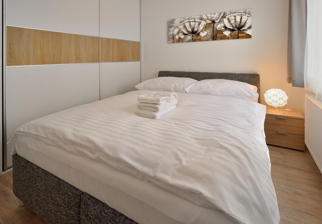 Charming & Cozy Ambiente Apartments Bratislava Ngoại thất bức ảnh