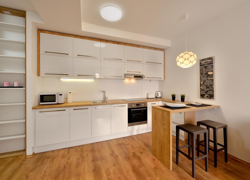 Charming & Cozy Ambiente Apartments Bratislava Ngoại thất bức ảnh