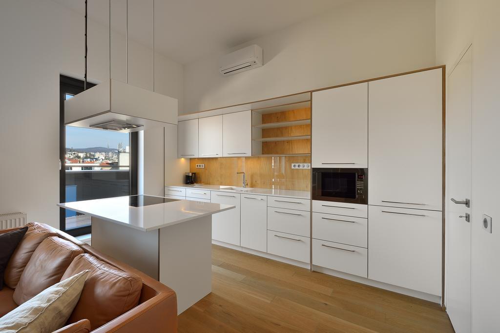 Charming & Cozy Ambiente Apartments Bratislava Ngoại thất bức ảnh
