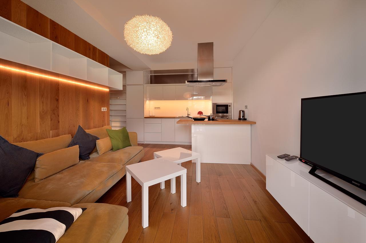 Charming & Cozy Ambiente Apartments Bratislava Ngoại thất bức ảnh