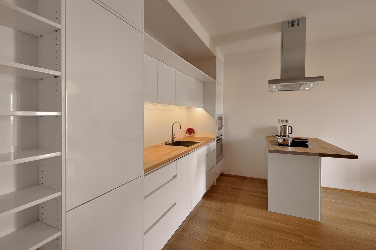 Charming & Cozy Ambiente Apartments Bratislava Ngoại thất bức ảnh