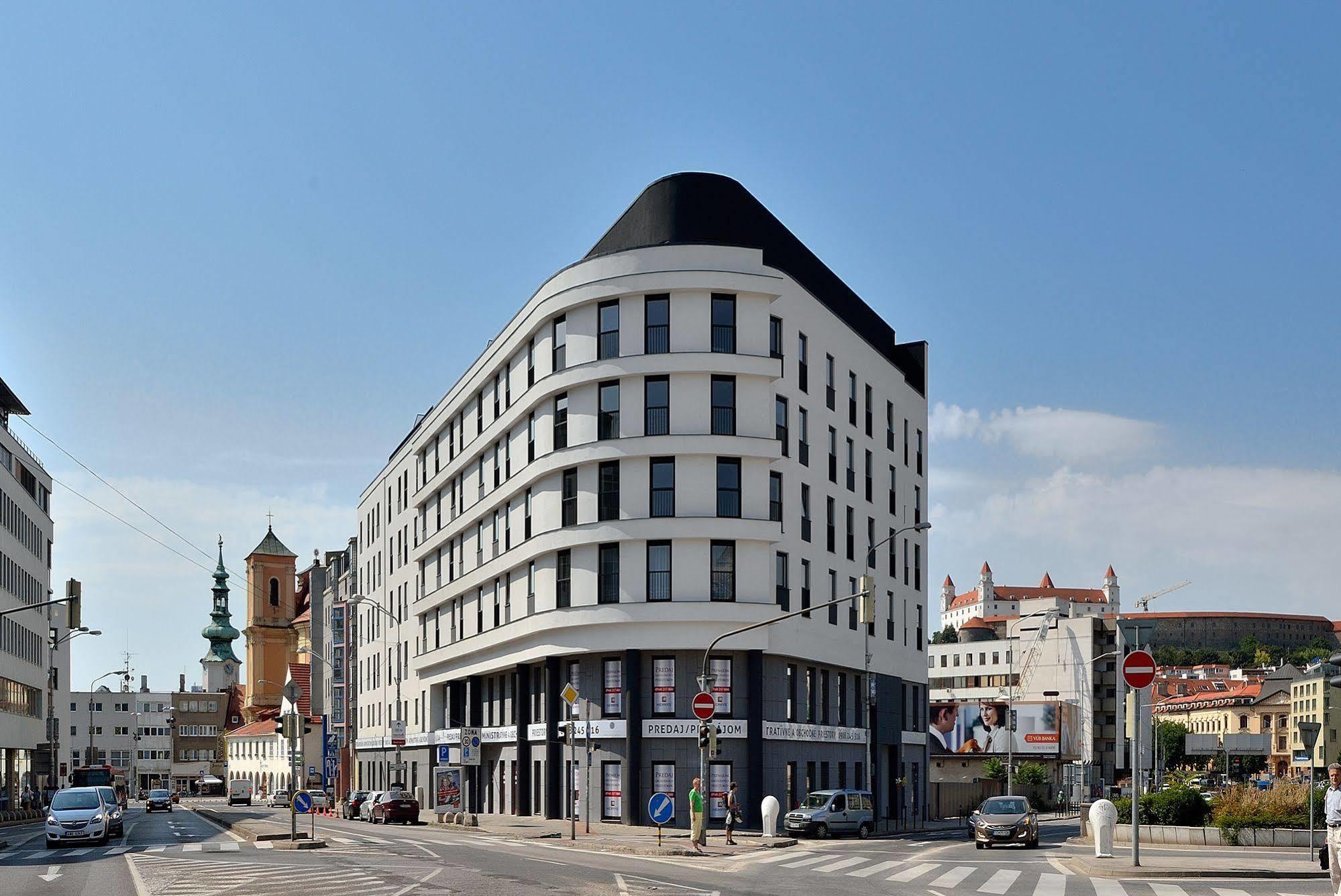 Charming & Cozy Ambiente Apartments Bratislava Ngoại thất bức ảnh