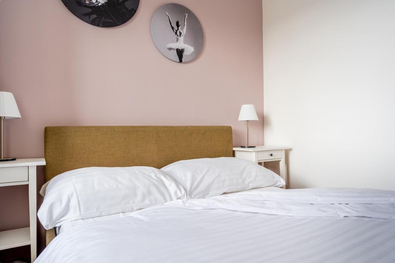Charming & Cozy Ambiente Apartments Bratislava Ngoại thất bức ảnh